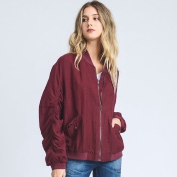 ❣️Chic & Soft Bomber Jacket in Wine (dark red) - Picture 4 of 6